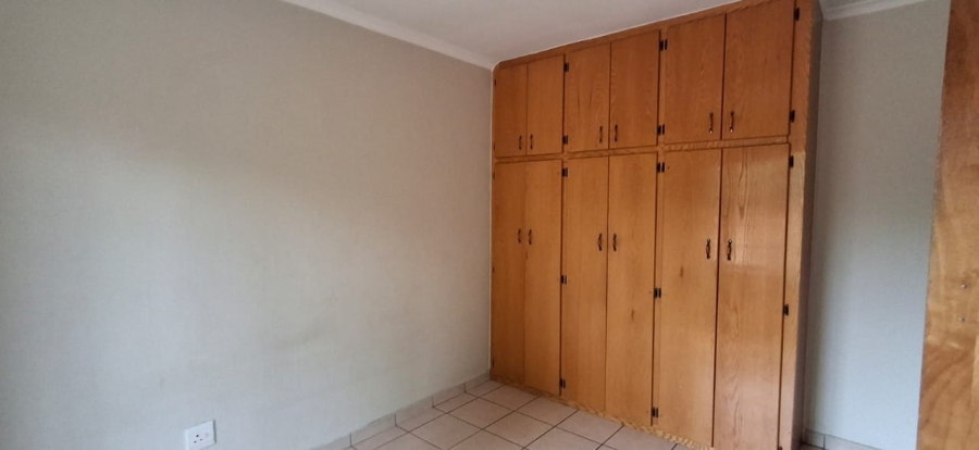 To Let 3 Bedroom Property for Rent in Waterval East North West